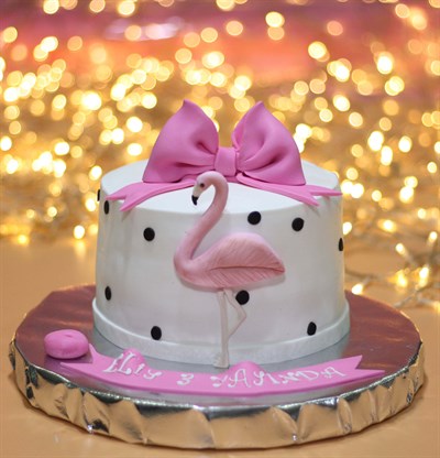 Liva Flamingo Kurdele Özel Pasta