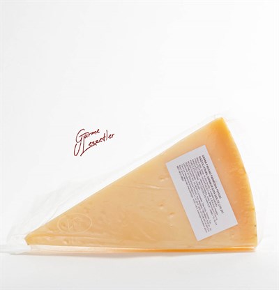 Liva Gurme Parmesan Peynir İthal 300 Gr